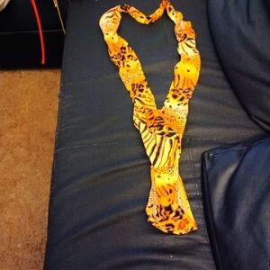 VICTORIAS SECRET EXOTIC PRINT MONOKINI WITH THONG BACKSIDE.CRISSCROSSES IN FRONT